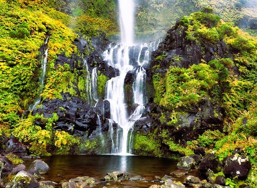 poco do bacalhau flores island