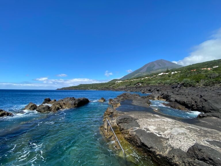 zona balnear Ponta do Admoiro ilha do Pico